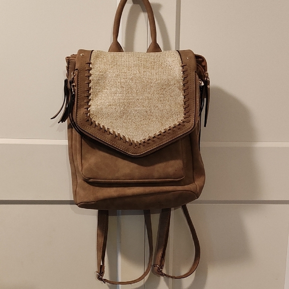 Elegant Tan and Cream Women's Backpack - Picture 4 of 8